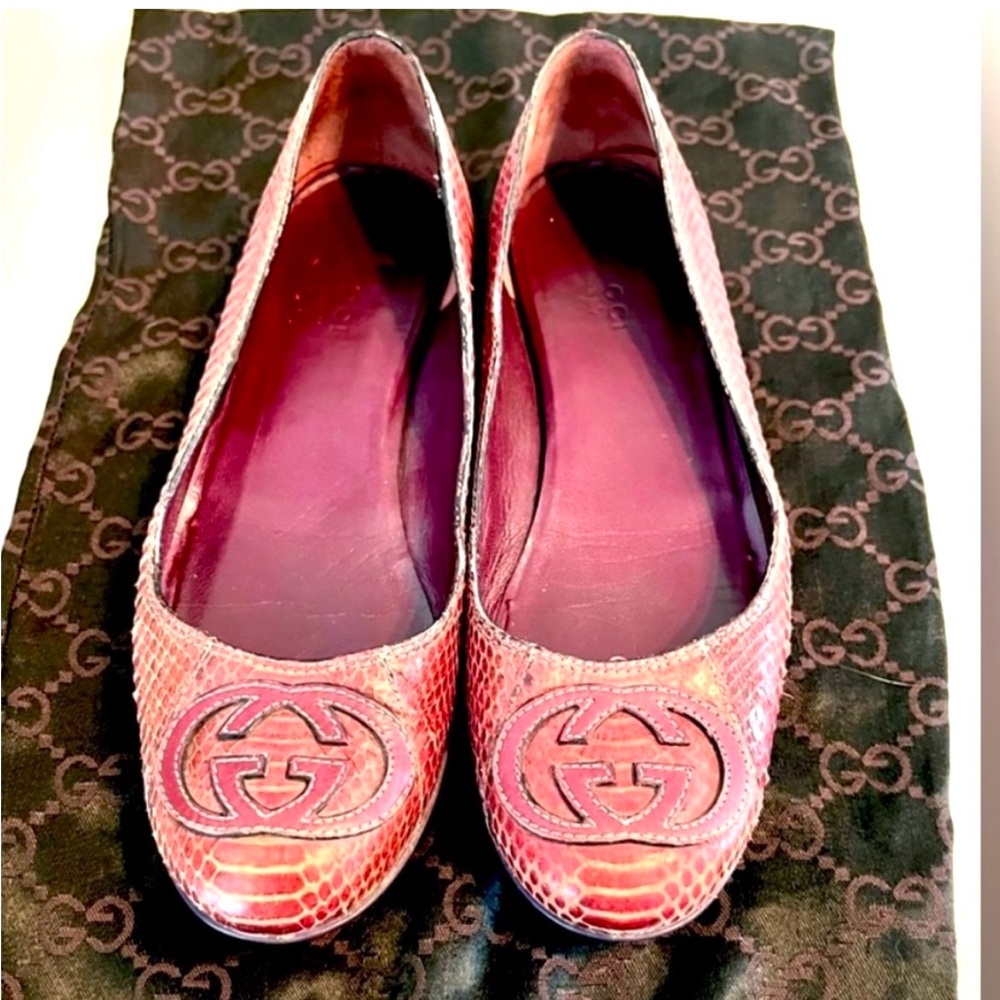 Authentic Gucci Python Ballet Logo Loafers - Picture 2 of 16